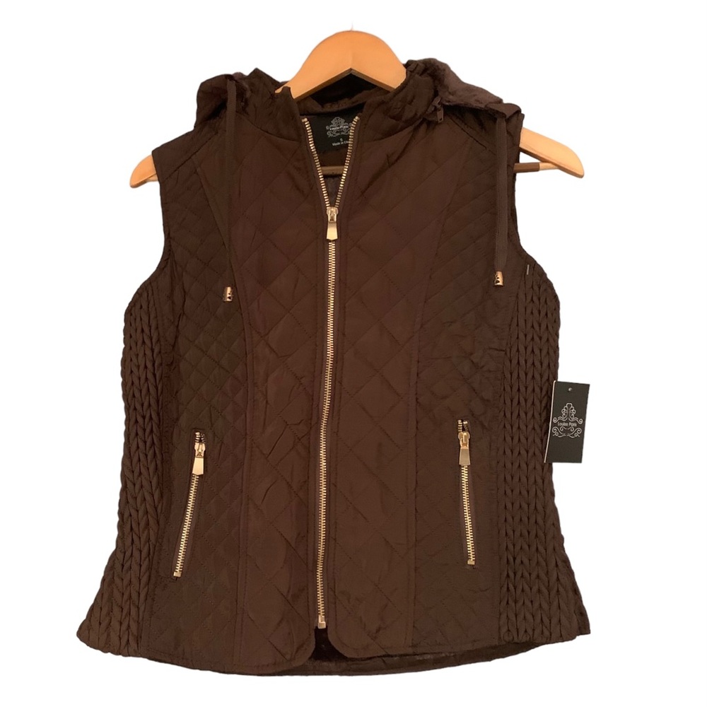 LOUISE PARIS (S) NWT Vest Quilted Brown Zip Faux Fur Lined Detachable Hood
